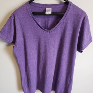 Gildan short sleeve t-shirt